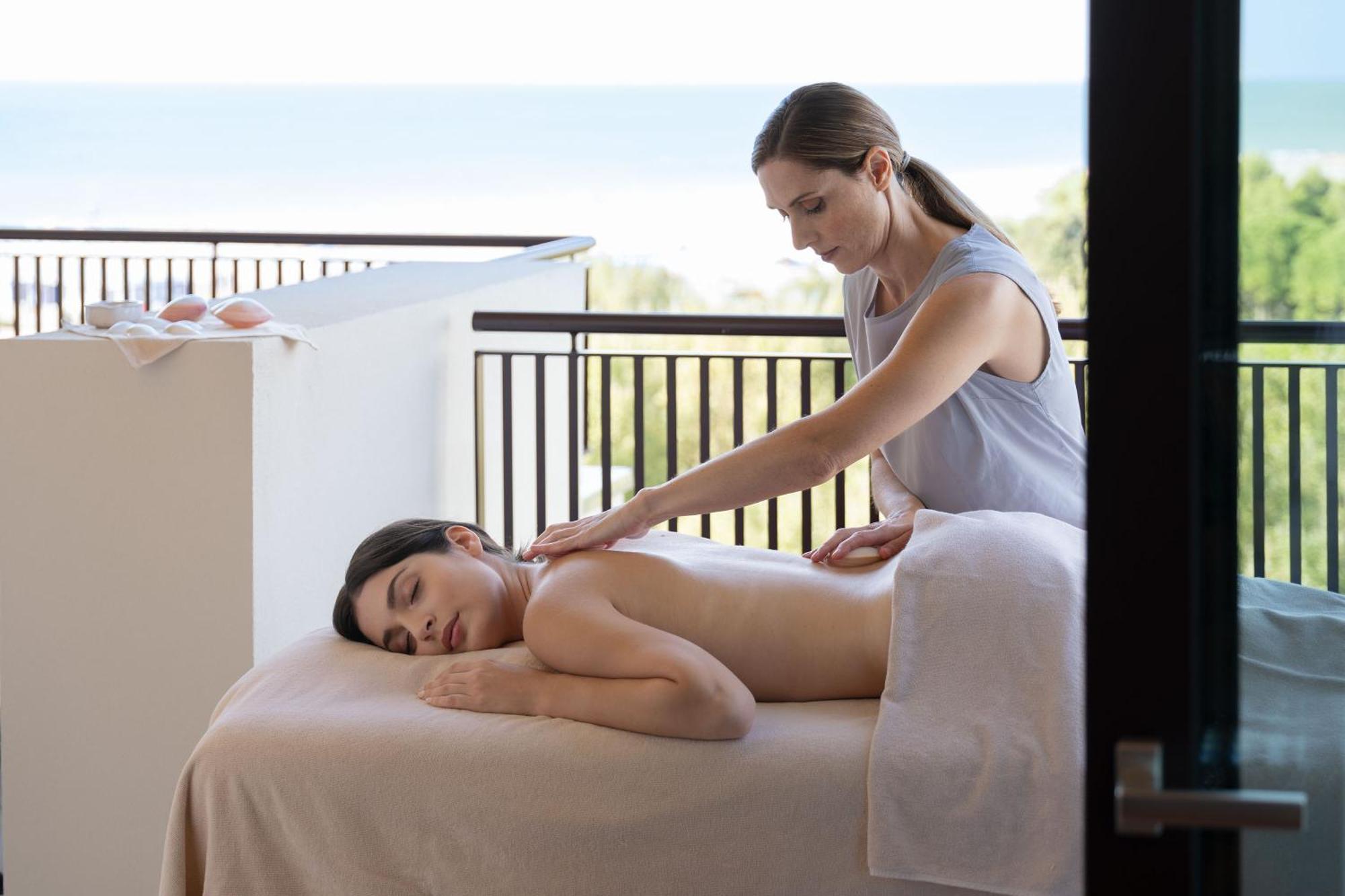 Savoy Beach Hotel & Thermal Spa Bibione Bagian luar foto Massage