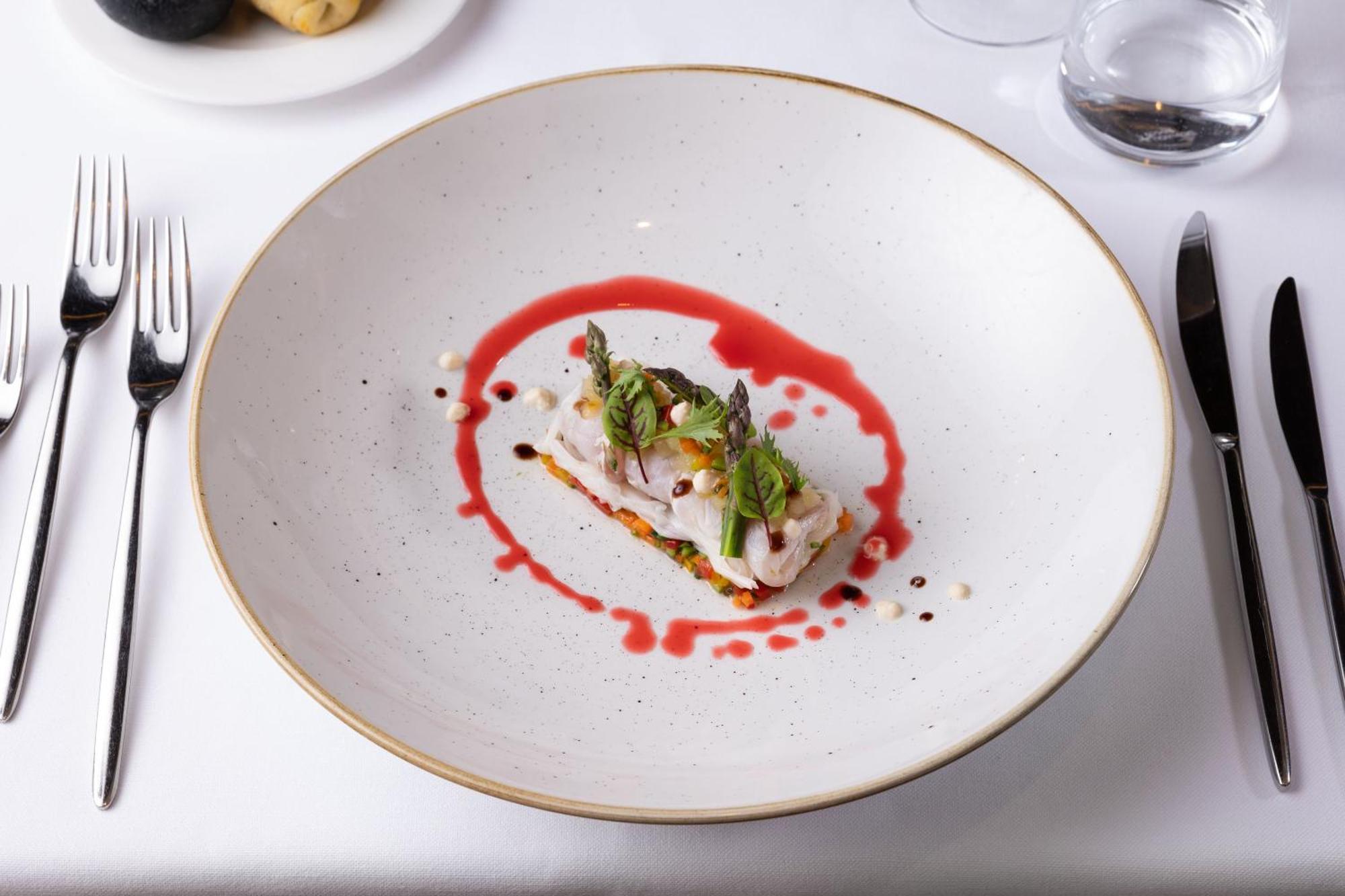 Savoy Beach Hotel & Thermal Spa Bibione Bagian luar foto A plate of food
